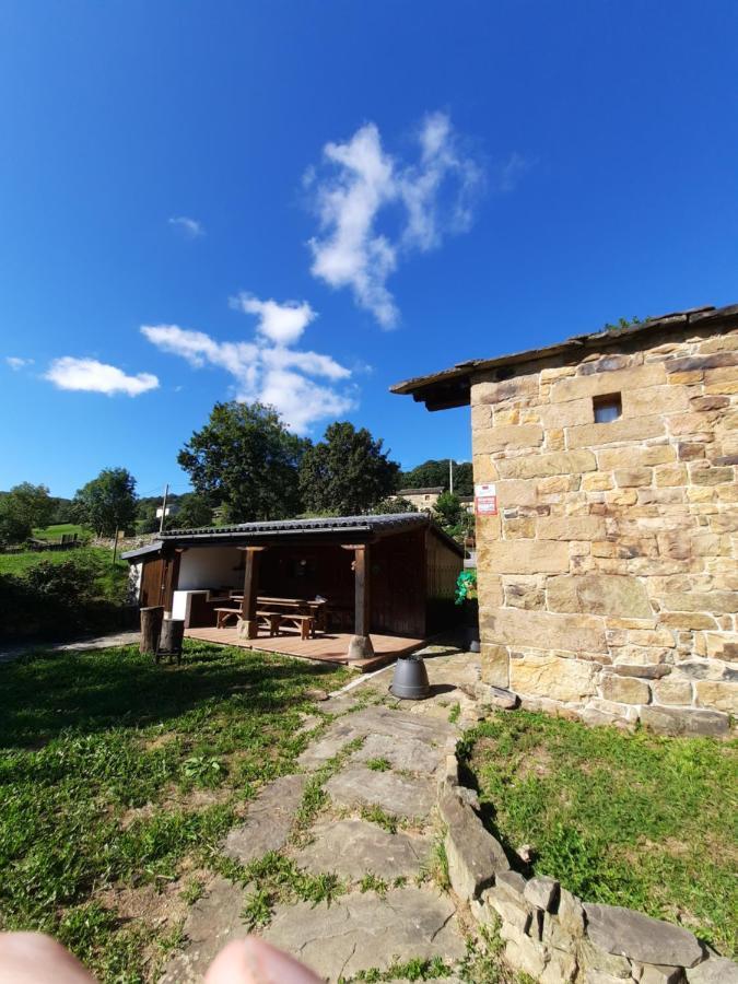 Cabana Pasiega La Quemada San Pedro Del Romeral ภายนอก รูปภาพ
